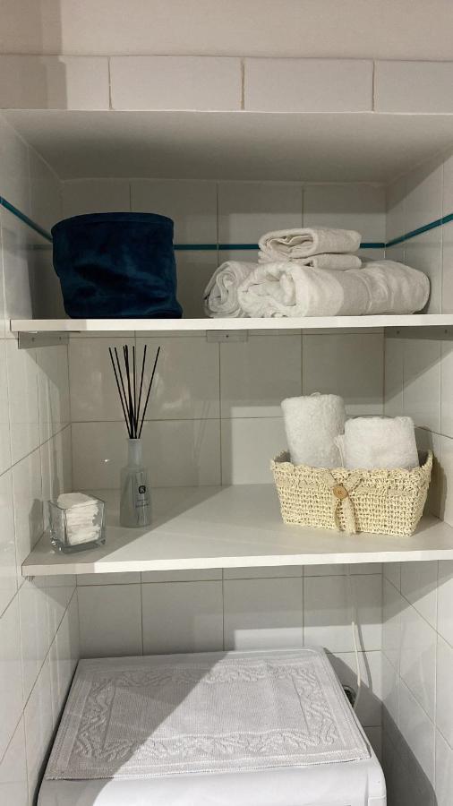 Casa Vacanza Tindara Apartment Civitavecchia Bagian luar foto